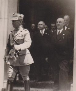 [Βασιλεύς, φωτογραφία]: Βασιλεύς Γεώργιος ο Β' [και Πλαστήρας (;)], ασπρόμαυρη, διαστάσεις 12Χ18