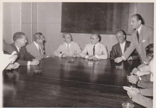 [Καραμανλής * Νιάρχος]: Φωτογραφία, ασπρόμαυρη, διαστάσεις 16Χ13, δεκαετία του '50