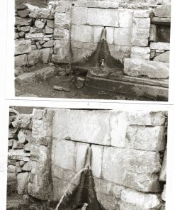 [Ναός του Απόλλωνα στη Φιγαλεία]. Βρύση κοντά στο ναό - δύο απρόμαυρες φωτογραφίες. 1) "Βρύση με αρχαίους λίθους πλησιάζοντας στο ναό των Βασσών (εκ Φιγαλείας)", διαστάσεις 18Χ13cm 2) "Βρύση κοντά στο τέρμα της οδού Φιγαλείας - ναού Απόλλωνα", διαστάσεις 18Χ13cm